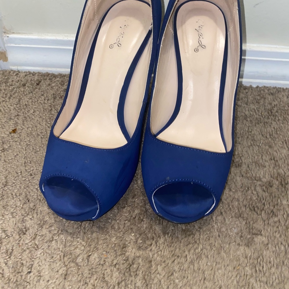 Sexy blue Heels